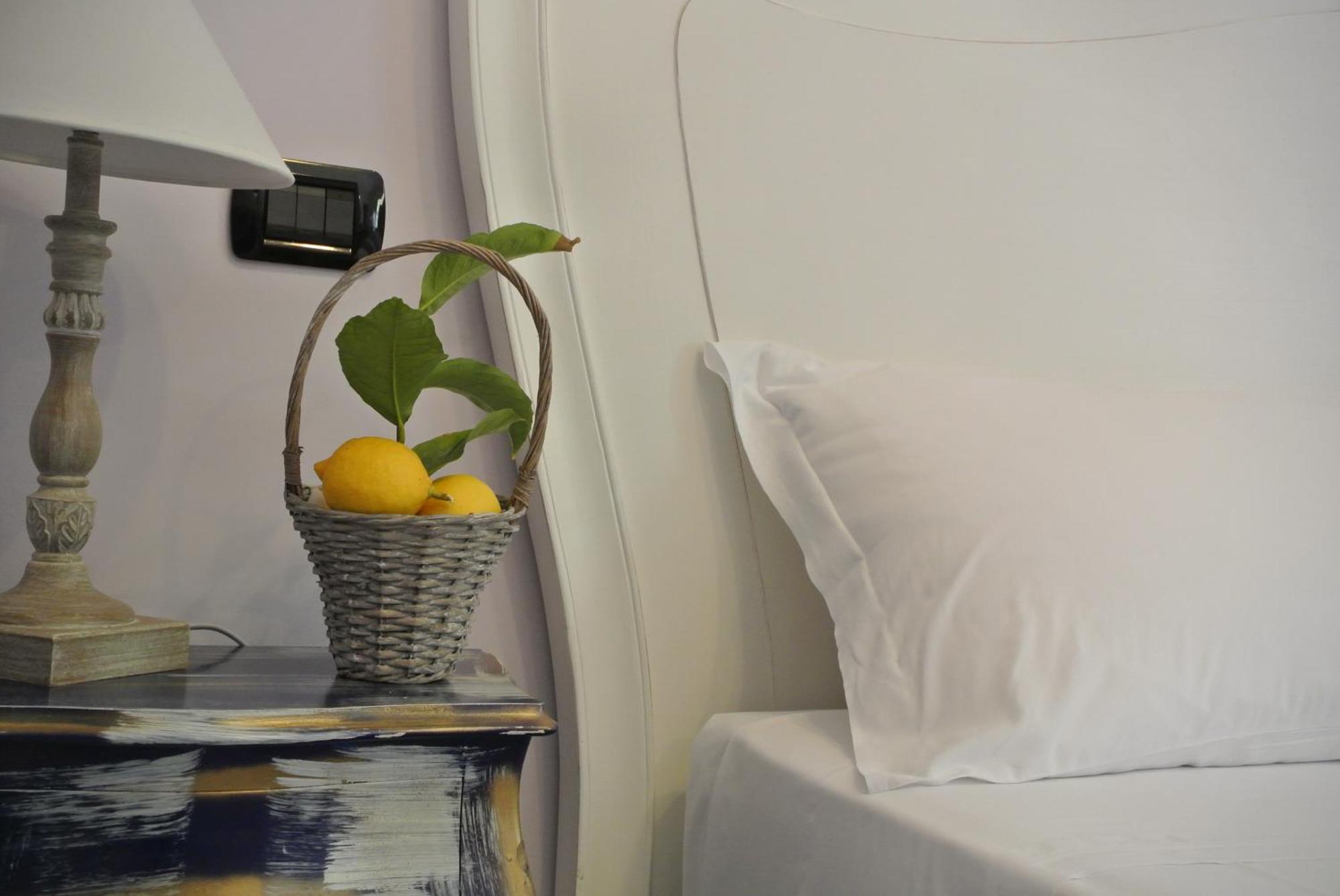Il Giardino Del Te Hotel Барлета Стая снимка